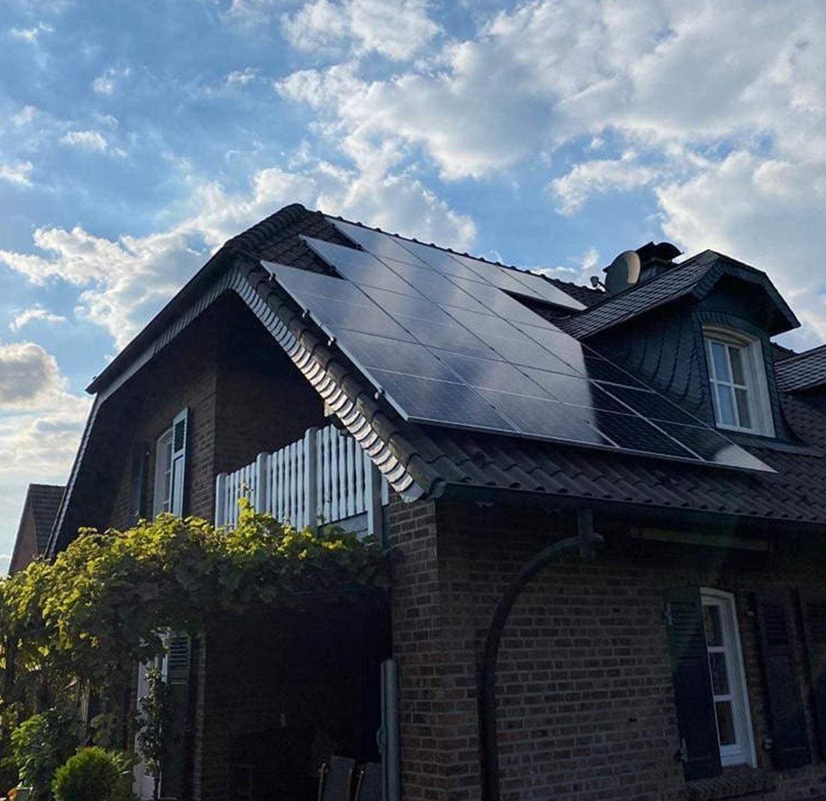 Haus eines Kunden mit Photovoltaikanlage